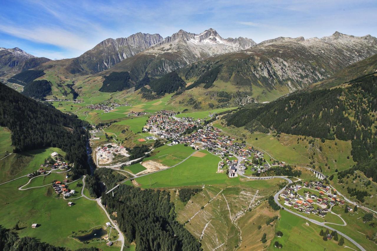 Ferienwohnung Casa Ursina Sedrun Exteriér fotografie